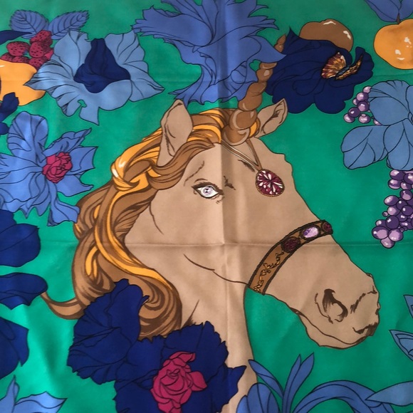 Revillon Paris Vtg Designer Unicorn Silk Scarf - Picture 2 of 8